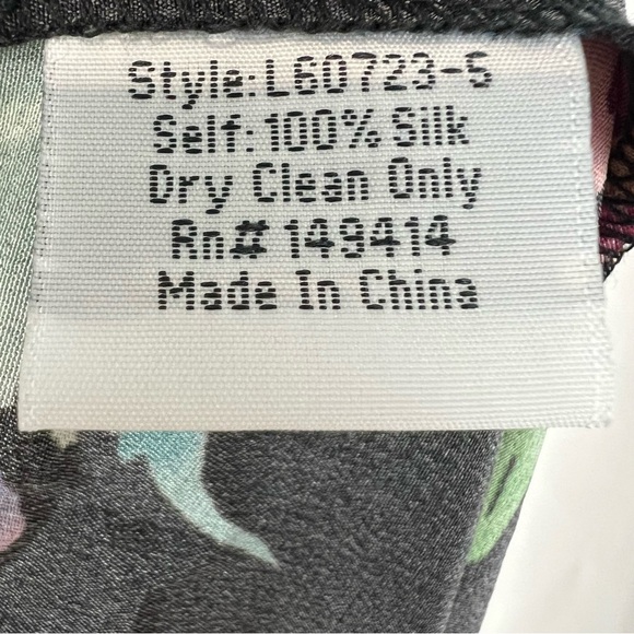 Johnny Was Poppy Silk Tiered Pants NWT - Picture 12 of 14